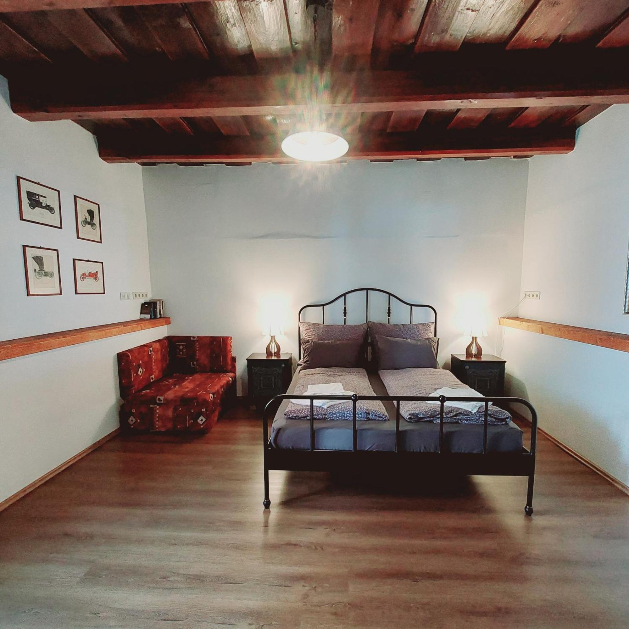 Feher Barany Apartment Szigliget Room photo